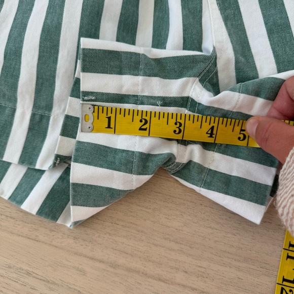 Forever 21 stripped shorts - Picture 7 of 9